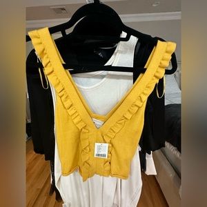 NWT UO Top